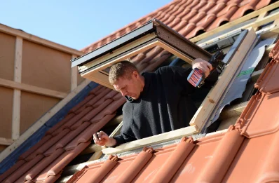 Pose de fenêtres de toit Velux à Boeil-Bezing